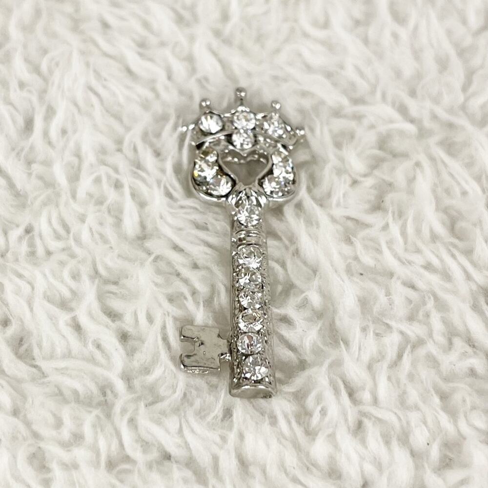 Silver Heart‎ with Crown Key Metal Pendant With Gems